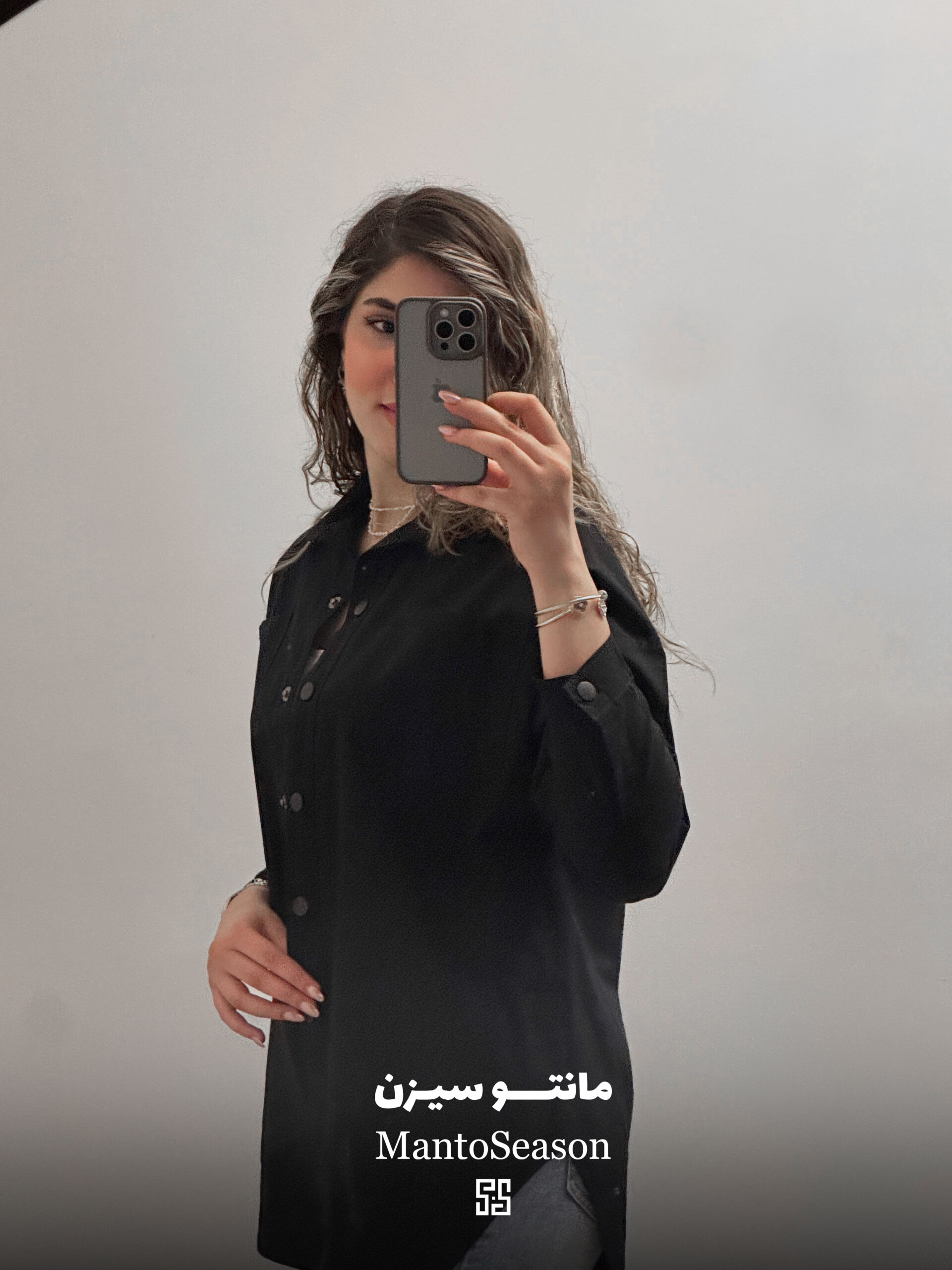 شومیز دخترانه تابستانی لینن مشکی رنگ با طراحی خنک و سبک مناسب فصل بهار و تابستان